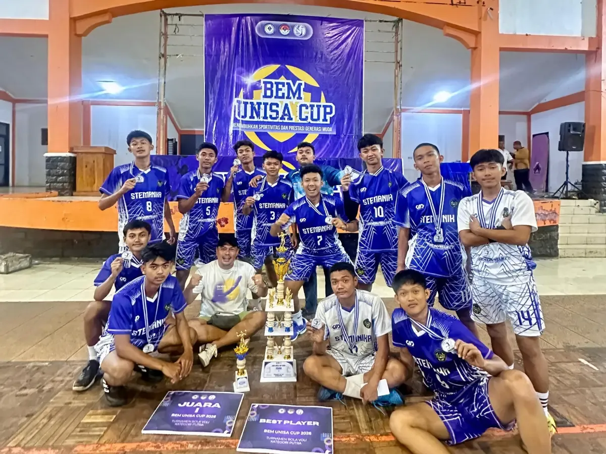 Juara 1 Bola Voli Putra di Unisa Cup