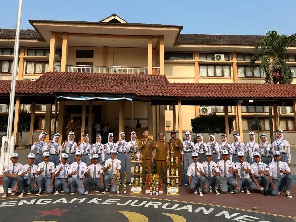 Prestasi Gemilang: SMKN 1 Majalengka Rebut Juara Umum Paskibra dan Melaju ke Provinsi